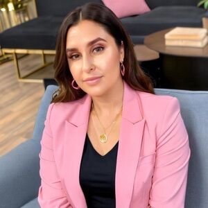 Meet your Posher, Lauren